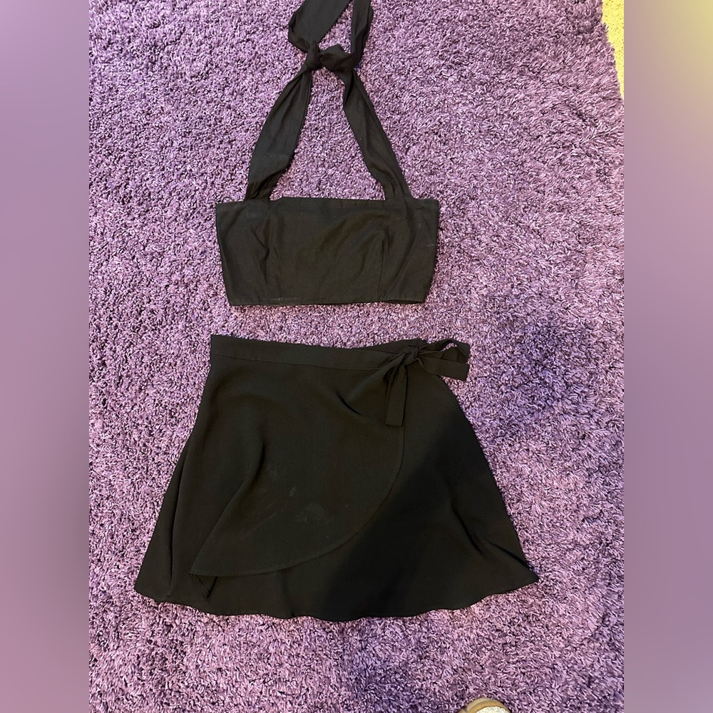 Black mini skirt set